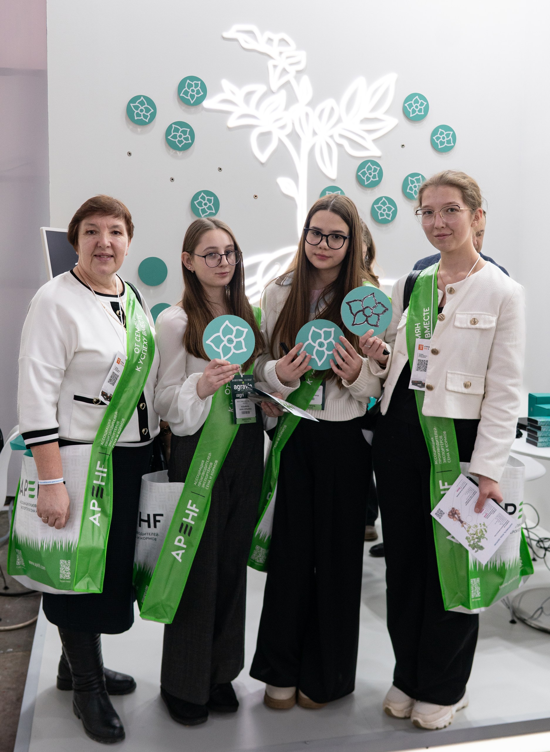 DSC00156_resized.jpg DSC00156_resized.jpg